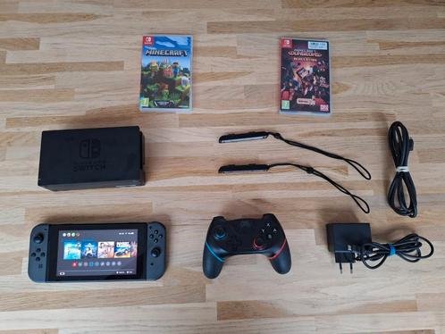 Nintendo Switch 2020, extra controller + 2 Minecraft spellen, Spelcomputers en Games, Spelcomputers | Nintendo Switch, Gebruikt