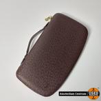Louis Vuitton Zippy Wallet Taiga Leather XL, Zo goed als nieuw