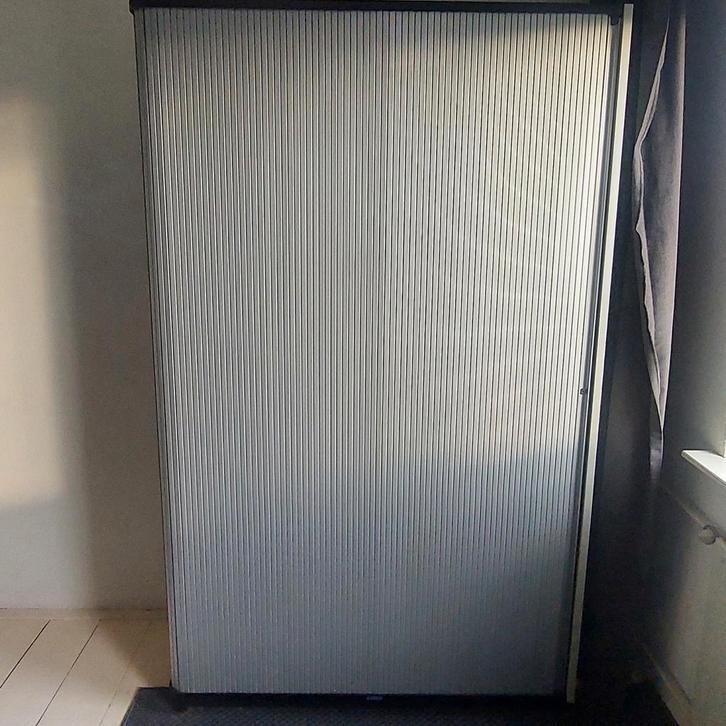 Documenten kast. Zware kwaliteit. Zelf demonteren., Antiek en Kunst, Antiek | Meubels | Kasten, Ophalen