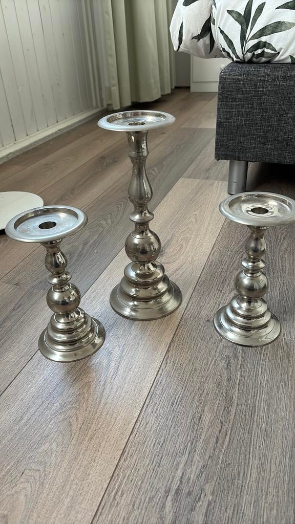 Metalen kandelaren van Rivera Masion, Antiek en Kunst, Ophalen, Overige materialen