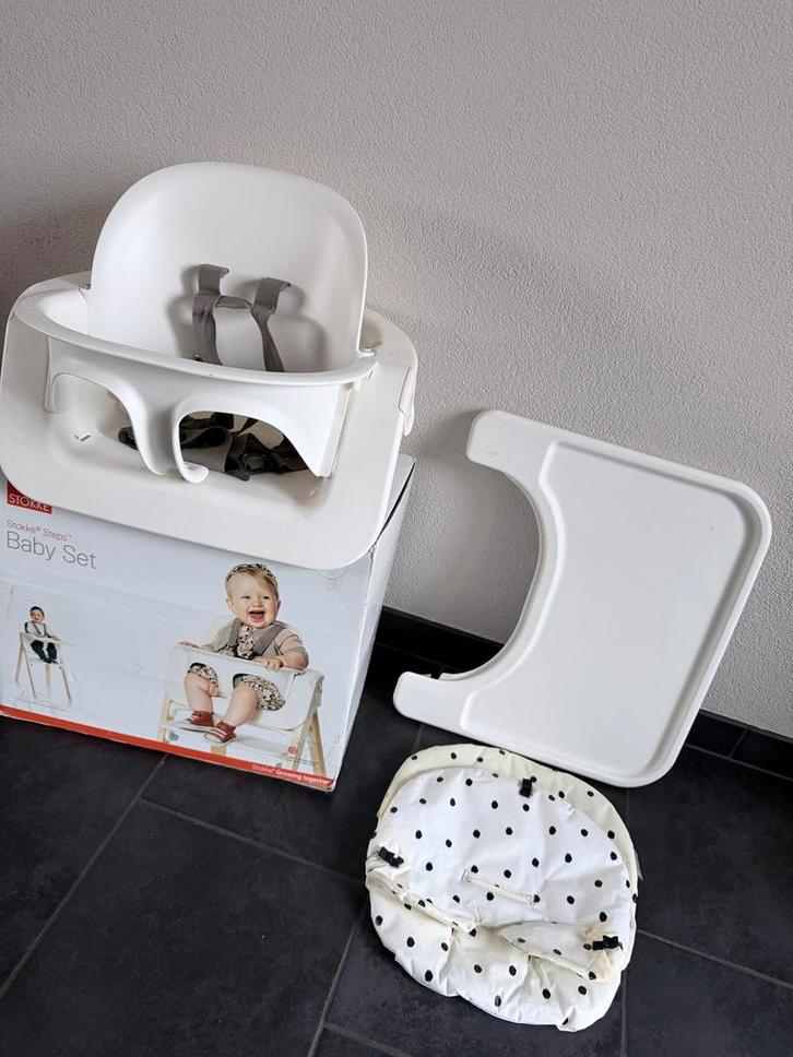 Stokke Steps Babyset + Tray, Kinderen en Baby's, Kinderstoelen, Gebruikt, Meegroeistoel, Afneembaar eetblad, Ophalen of Verzenden