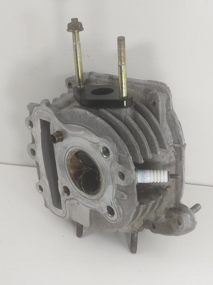 Cyllinderkop cyllinder 50cc Peugeot Kisbee gy6, Fietsen en Brommers, Brommeronderdelen | Scooters, Gebruikt, Peugeot, Cilinder