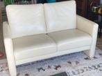 Prachtige witte bank, Huis en Inrichting, Banken | Sofa's en Chaises Longues, Ophalen, Double person white sofa with real weather