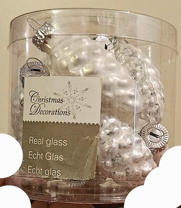Leuke "kerst" decoratie dennenappels van echt glas NIEUW! beschikbaar voor biedingen