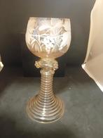 Art Nouveau Roemer Wijnglas Handgeschilderd, Antiek en Kunst, Antiek | Glas en Kristal, Ophalen of Verzenden