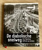 De diabolische snelweg over de weg in het Ned. landschap, Verzenden, 20e eeuw of later, Zo goed als nieuw