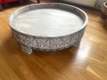 Chakki tafel 64cm beschikbaar voor biedingen