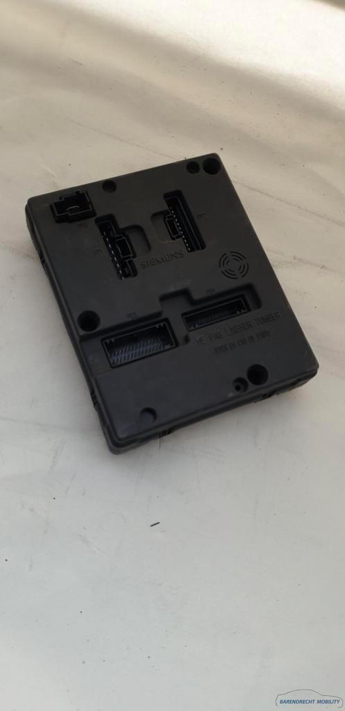UCH zekeringkast Renault Megane I interieur 8200029340B 1999, Auto-onderdelen, Elektronica en Kabels, Renault, Gebruikt, Ophalen of Verzenden