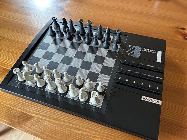 Saitek Team-Mate schaakcomputer, Hobby en Vrije tijd, Gezelschapsspellen | Bordspellen, Gebruikt, Ophalen