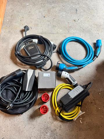 Verschillende laad kabels /thuisladers ccs adapter beschikbaar voor biedingen