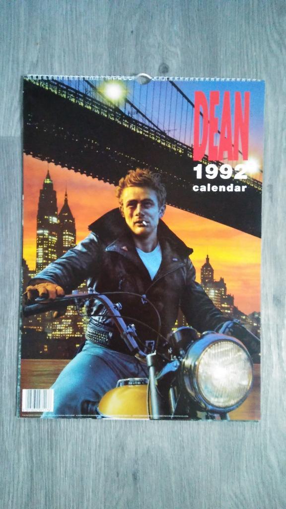 James Dean rebel without a Cause 1992 kalender vintage, Verzamelen, Muziek, Artiesten en Beroemdheden, Zo goed als nieuw, Ophalen of Verzenden