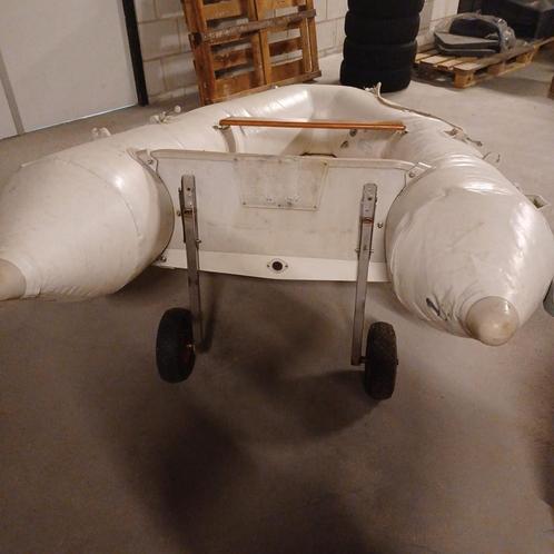 Ruilen Mooie rubberboot 4pk luchtgekoeld goedestaat, Watersport en Boten, Bootonderdelen, Motor en Techniek, Ophalen
