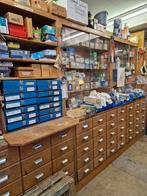 Grote antieke apothekers kast, Ophalen of Verzenden