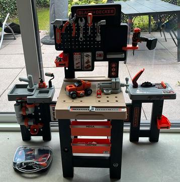Black+Decker kinder werkbank Mega Centre beschikbaar voor biedingen