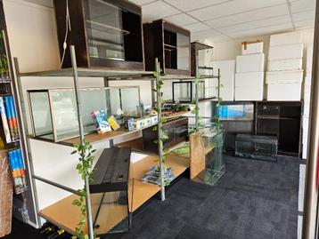 Terraria en Aquaria Gebruikt beschikbaar voor biedingen