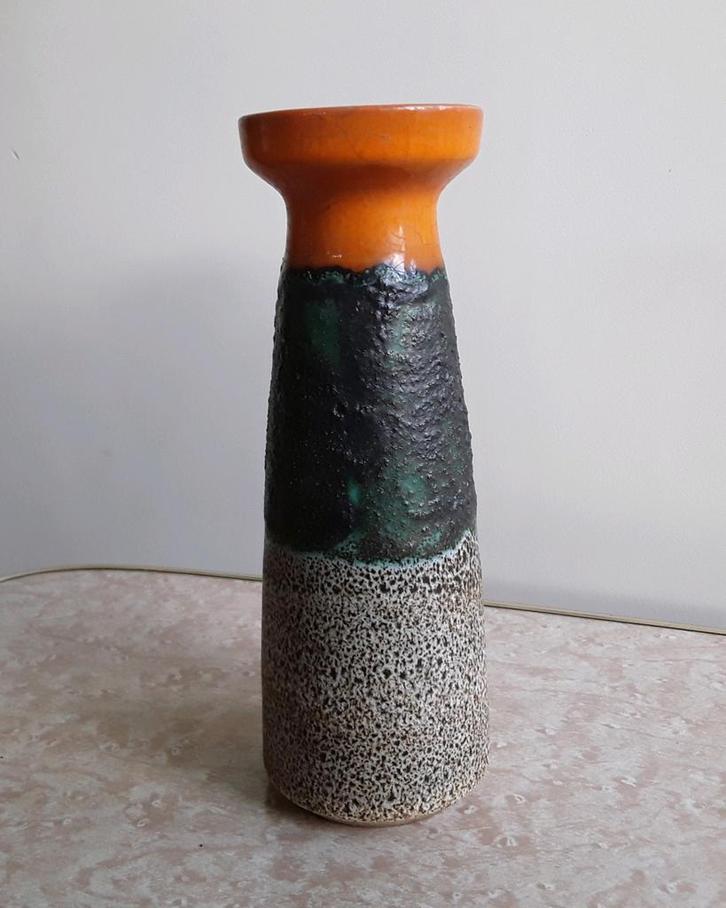 West Germany vaas, 21cm hoog, Antiek en Kunst, Antiek | Vazen, Ophalen of Verzenden