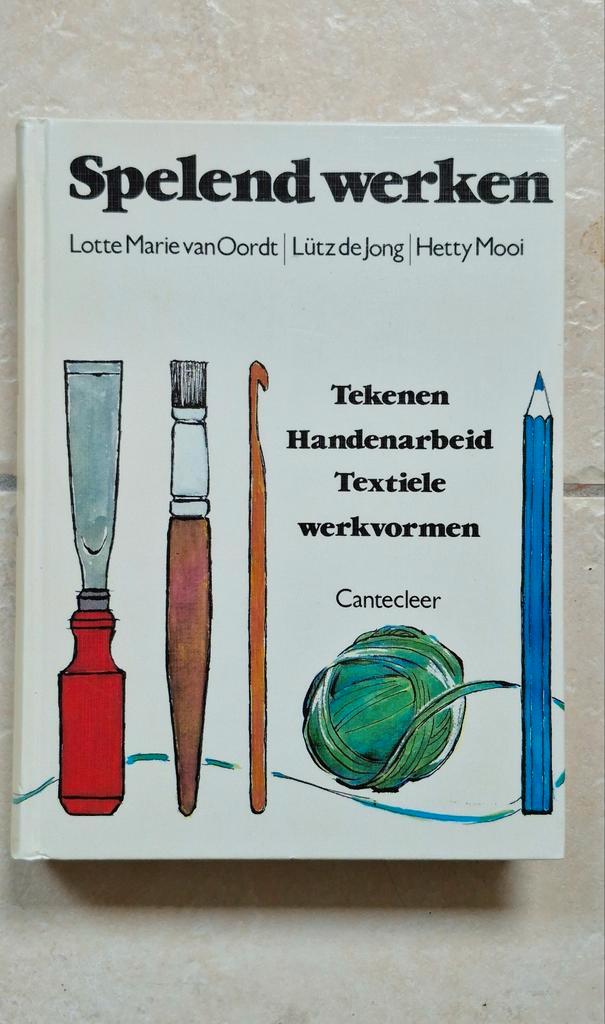 Spelend Werken - Handenarbeid Boek, Boeken, Hobby en Vrije tijd, Gelezen, Overige onderwerpen, Geschikt voor kinderen, Ophalen of Verzenden