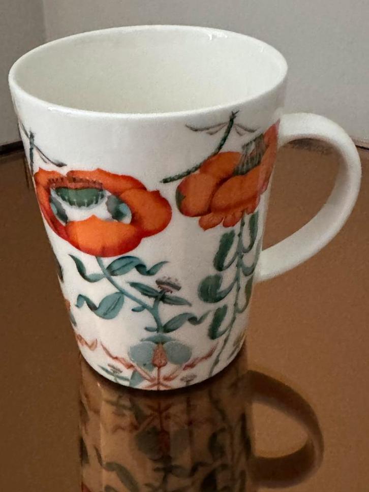 Iittala Korento Orange MOK 0.4l limited collectors - ZGAN, Huis en Inrichting, Keuken | Servies, Zo goed als nieuw, Kop(pen) en/of Schotel(s)