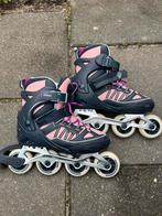 Skeelers + Beschermers., Sport en Fitness, Skeelers, Verstelbaar, Zo goed als nieuw, Inline skates 4 wielen, Dames