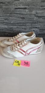 Vtemcity sneakers/gympen maat 38, Wit, Ophalen of Verzenden, Sneakers of Gympen, Gedragen