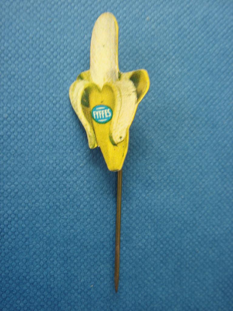 Speld Fyffes banaan, Verzamelen, Speldjes, Pins en Buttons, Ophalen of Verzenden, Gebruikt, Merk, Speldje of Pin