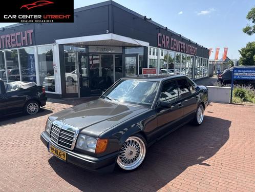 Mercedes-benz 200-500 (W124) 300 E automaat |  tekst lezen |, Auto's, Mercedes-Benz, Bedrijf, ABS, Centrale vergrendeling, Elektrische ramen
