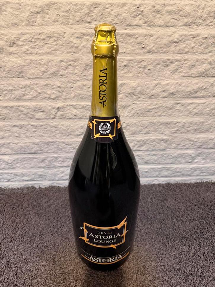 Exclusieve 6 Liter Methuselah – Astoria Cuvée Lounge Magnum, Verzamelen, Wijnen, Nieuw, Champagne, Italië, Vol, Ophalen of Verzenden