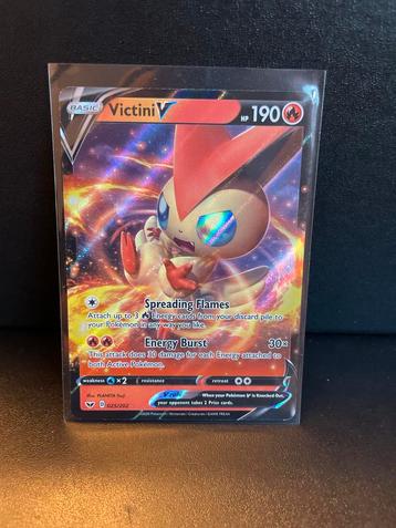 Victini V 025/202 - Losse Pokémon Kaart beschikbaar voor biedingen