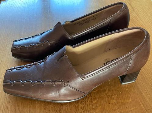 Bruine instappers / pumps, Gabor, maat 36, Kleding | Dames, Schoenen, Gedragen, Instappers, Bruin, Ophalen of Verzenden