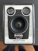 Vintage Kodak Brownie SIX-20 Camera Model E, Ophalen of Verzenden, Gebruikt, Compact, Kodak