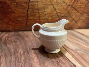 Wedgwood Edme Plain servies ( alles in 1 koop )