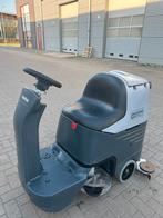 Schrobmachine Nilfisk BR 752, Ophalen of Verzenden, Zo goed als nieuw