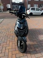 Piaggio zip, Fietsen en Brommers, Scooters | Piaggio, Ophalen, Zo goed als nieuw, Benzine, Zip