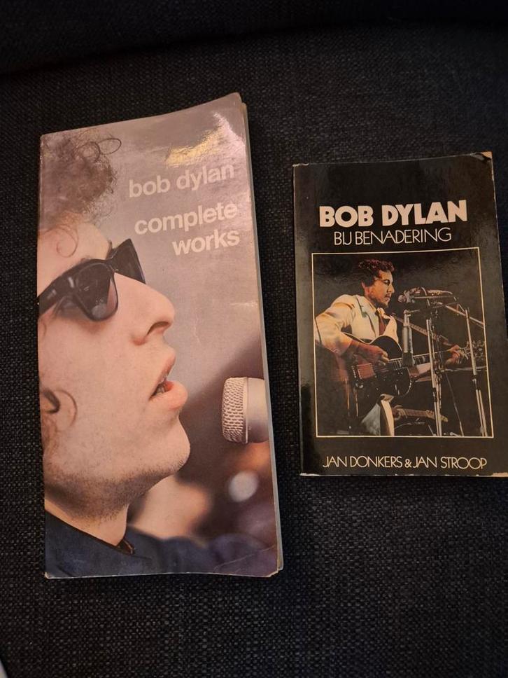 Bob Dylan Boeken Collectie, Boeken, Muziek, Gelezen, Ophalen of Verzenden