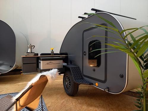 MINIATOURING M22 mini- teardrop caravan, 550kg, NIEUW BJ2025, Caravans en Kamperen, Caravans, Bedrijf, tot en met 5, tot 500 kg