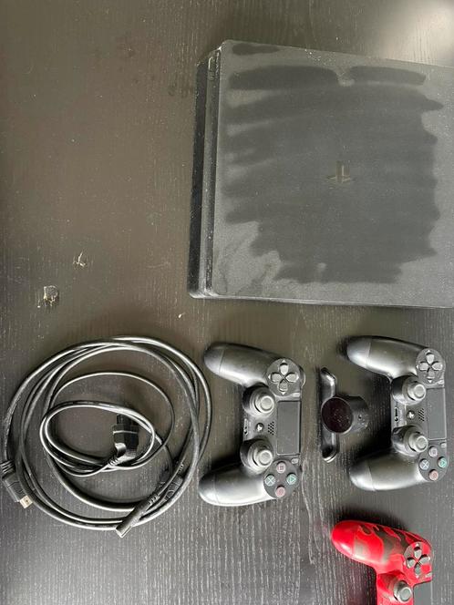 PlayStation 4 Slim + 3 Controllers + Backpaddles, Spelcomputers en Games, Spelcomputers | Sony PlayStation 4, Zo goed als nieuw