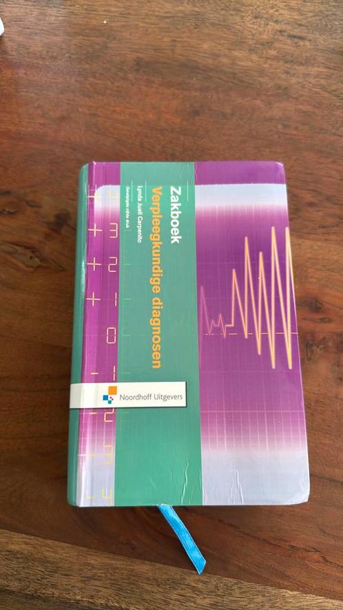 Lynda Juall Carpenito - Zakboek Verpleegkundige diagnosen, Boeken, Wetenschap, Zo goed als nieuw, Ophalen of Verzenden