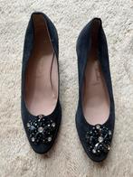 Donkerblauwe sjieke schoenen met edelstenen en sleehak 38, Kleding | Dames, Schoenen, Nieuw, Blauw, Ophalen of Verzenden, Schoenen met hoge hakken