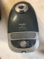 Miele stofzuiger, Witgoed en Apparatuur, Stofzuigers, Ophalen of Verzenden, Gebruikt, 2000 watt of meer, Stofzuiger