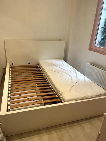 MALM IKEA wit 2 persoons bedframe met lattenbodem en lades beschikbaar voor biedingen