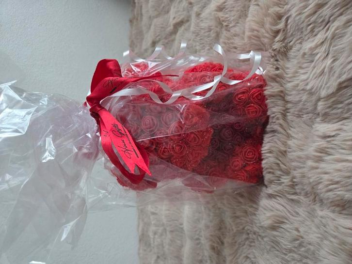 Rozenbeer 20 cm, Verzamelen, Beren en Cherished Teddies, Zo goed als nieuw, Stoffen beer, Overige merken, Ophalen of Verzenden