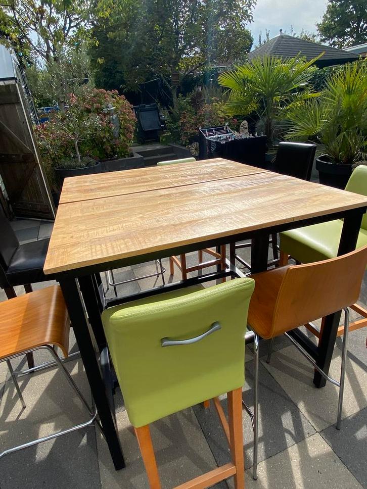 Bartafels met barkrukken, Huis en Inrichting, Tafels | Statafels, Zo goed als nieuw, Ophalen