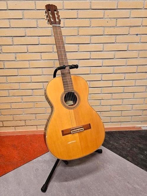 Juan Salvador Modelo 6 Gitaar, Muziek en Instrumenten, Snaarinstrumenten | Gitaren | Akoestisch, Zo goed als nieuw, Klassieke of Spaanse gitaar