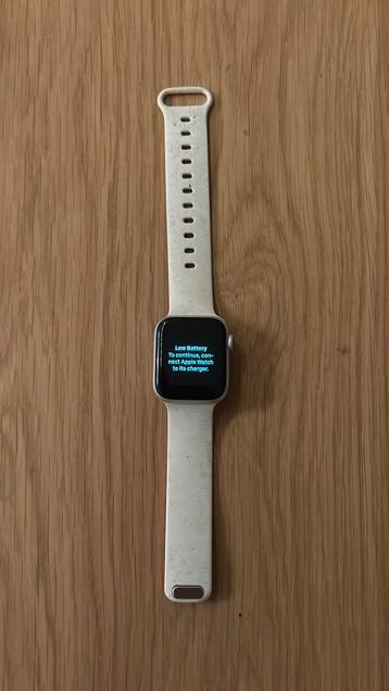 Apple Watch 4 40 mm beschikbaar voor biedingen