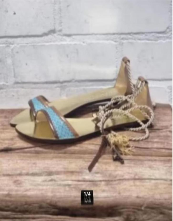 Muxart - Prachtige leren sandalen maat 39 - Als nieuw, Kleding | Dames, Schoenen, Zo goed als nieuw, Sandalen of Muiltjes, Ophalen of Verzenden