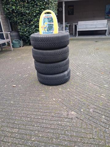 Winterbanden + Sneeuwketting beschikbaar voor biedingen