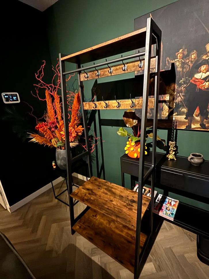 Kapstok met zwart metaal met hoiut, Huis en Inrichting, Woonaccessoires | Kapstokken, Zo goed als nieuw, Wandkapstok, Minder dan 100 cm