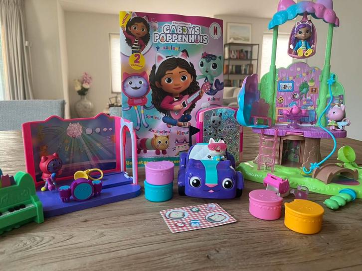 Gabby's Poppenhuis 3 sets + gratis magazine en kleurset, Verzamelen, Poppetjes en Figuurtjes, Zo goed als nieuw, Ophalen
