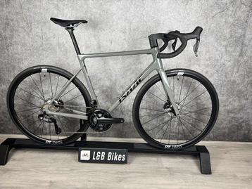 Nieuw! Isaac Element Shimano Ultegra Di2 2x12 Carbon Disc beschikbaar voor biedingen