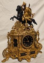 antieke franse pendule met strijder te paard, Ophalen